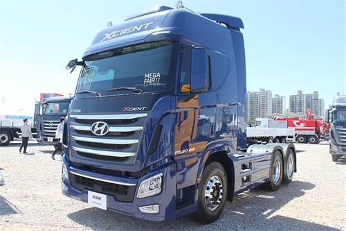 Hyundai Xcient DCU17HD01 10SW046385